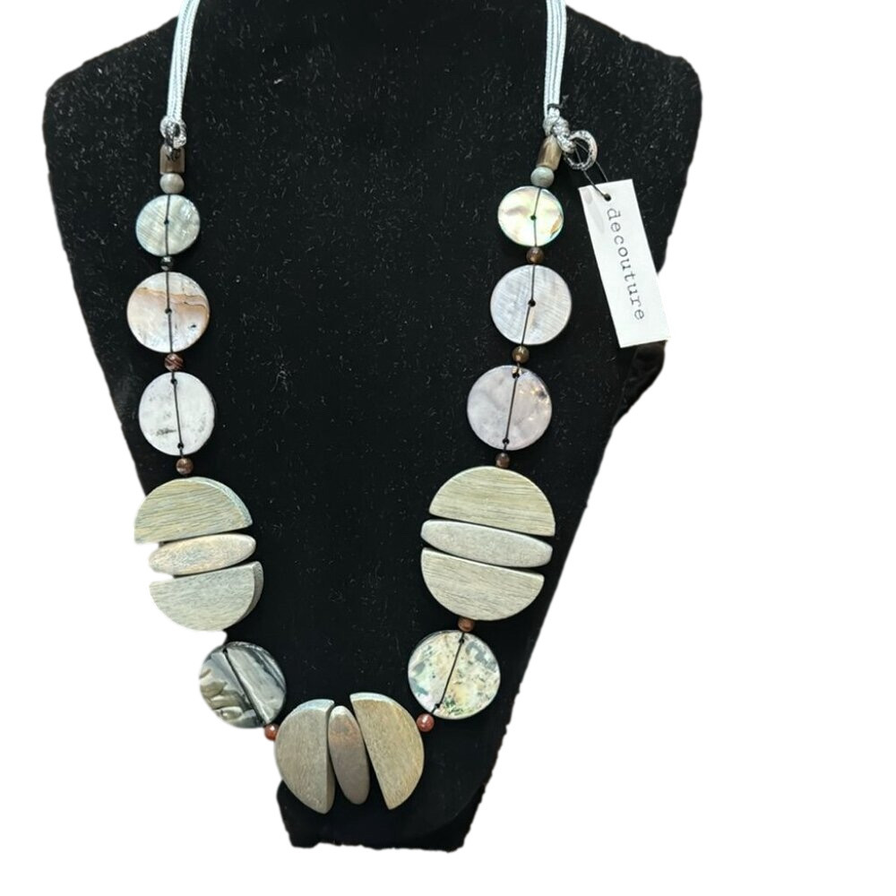 NWT DECOUTURE Beaded Statement Necklace